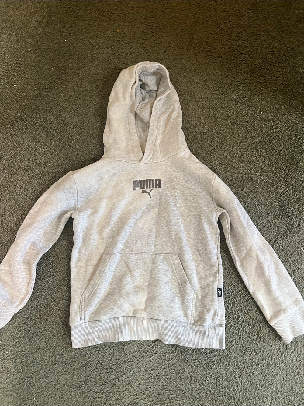 Puma Youth Small (7-8) Heather Gray Pullover Hoodie with Chest Logo